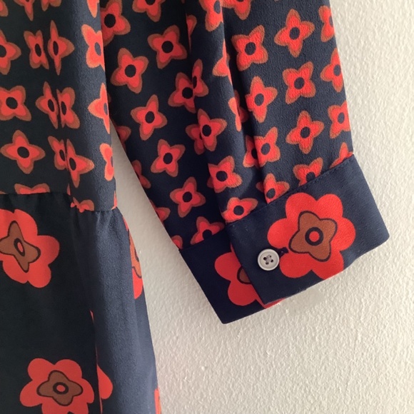 ANN TAYLOR LOFT Mod Floral Dress - Picture 3 of 6